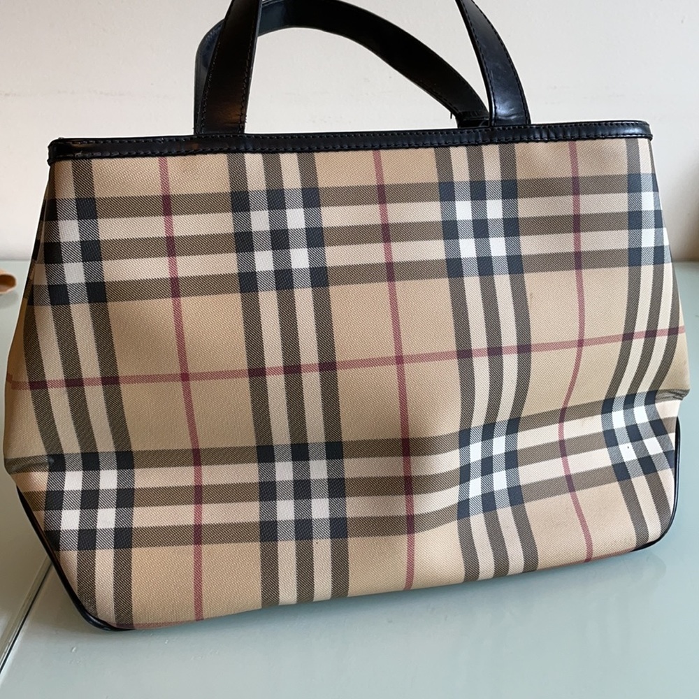 Burberry Bag - Picture 3 of 10